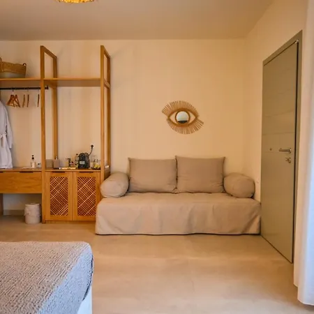 Ξενοδοχείο με διαμερίσματα Schinoza Luxury Σχοινούσα